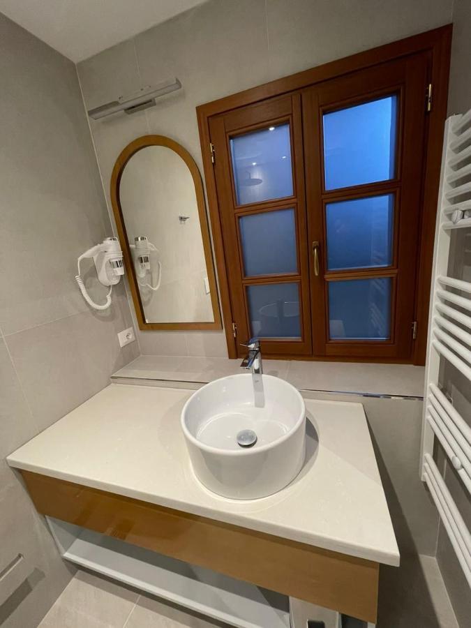 Palorto Hotel Gjirokaster Luaran gambar