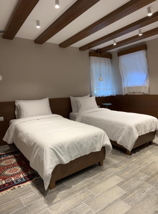 Palorto Hotel Gjirokaster Luaran gambar