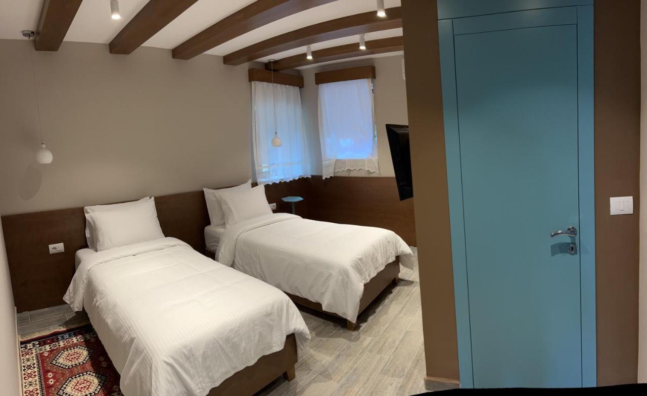 Palorto Hotel Gjirokaster Luaran gambar