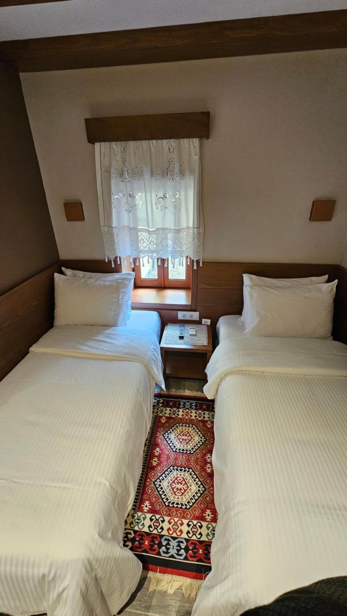 Palorto Hotel Gjirokaster Luaran gambar