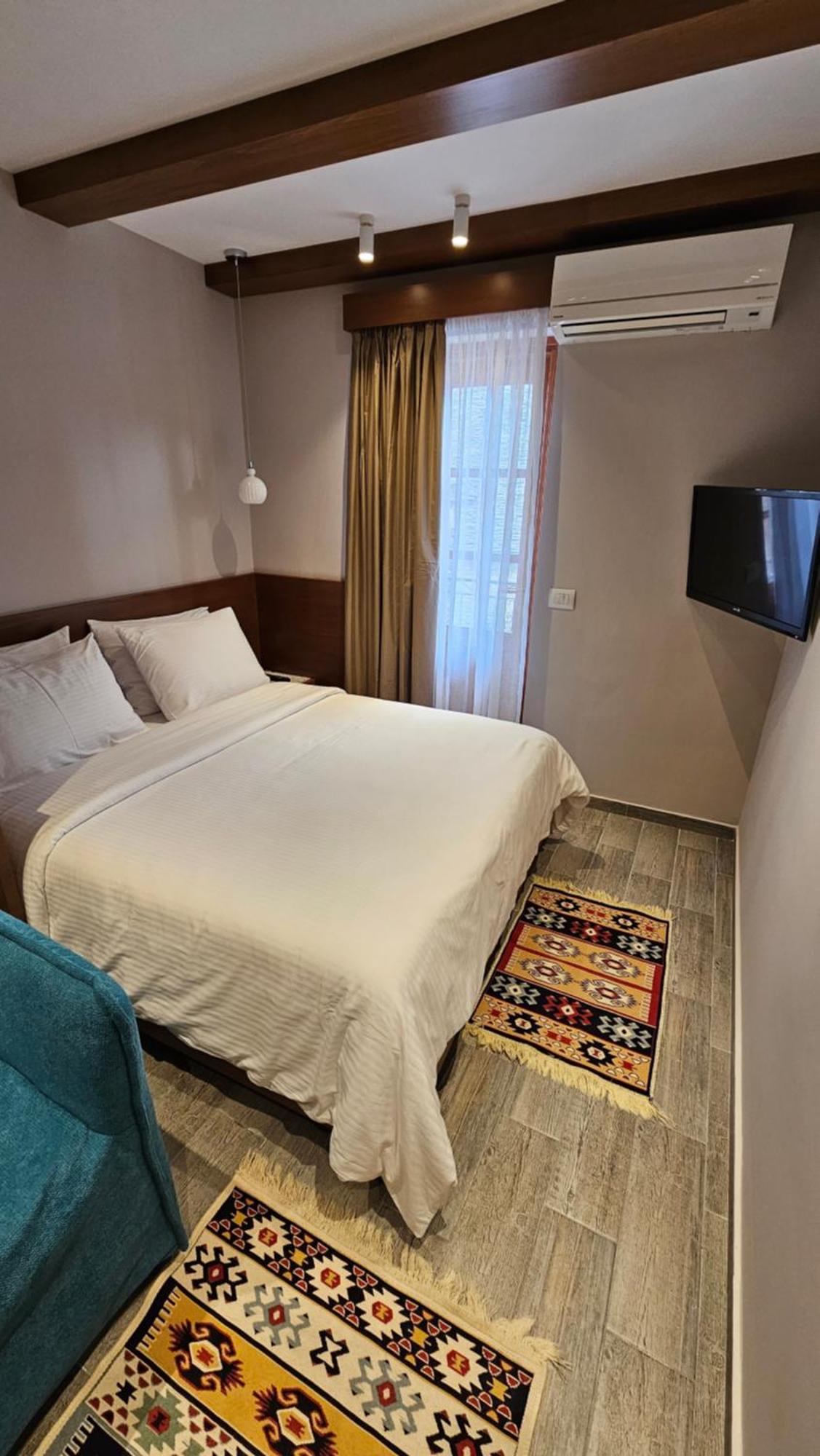 Palorto Hotel Gjirokaster Luaran gambar